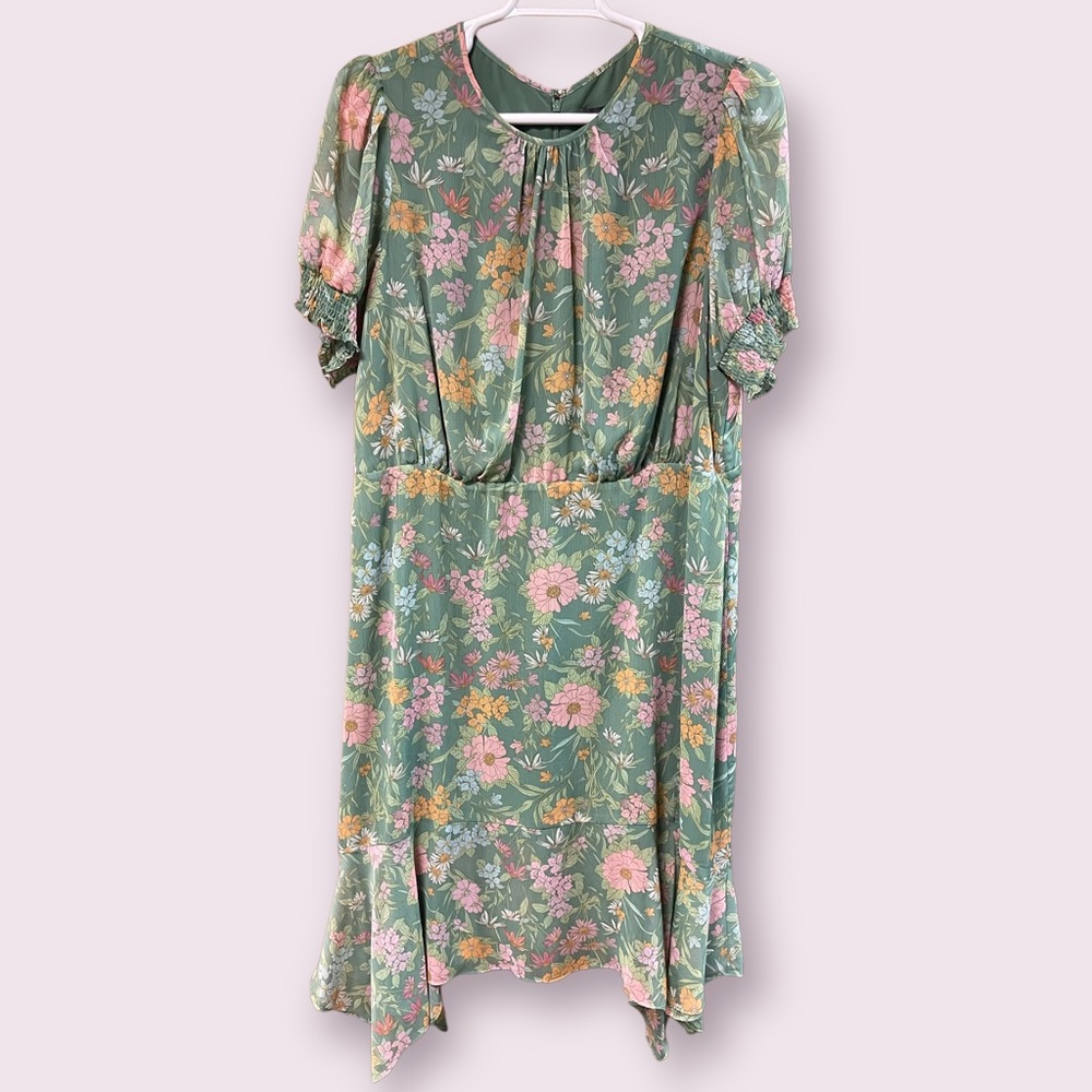 Vince Camuto Women’s Green Floral Flowy Midi Dress Size 18W